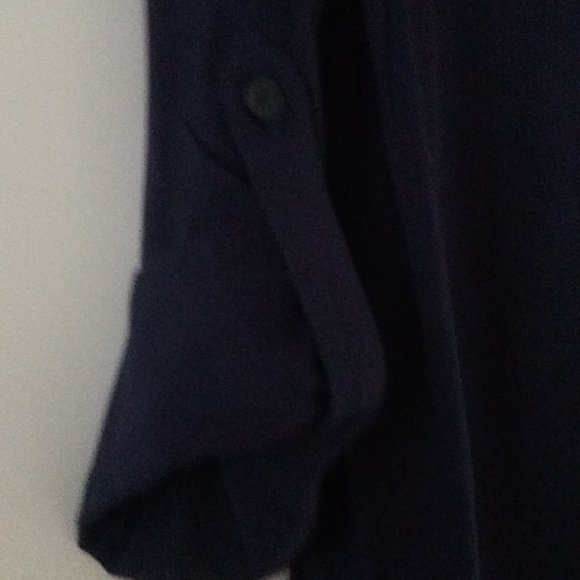 CASA CABANA Navy Blue Shirt with tags. Long sleeve or convert to 3/4 sleeve. - Picture 6 of 13